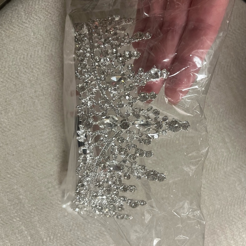 Elegant Silver Hair Accessory